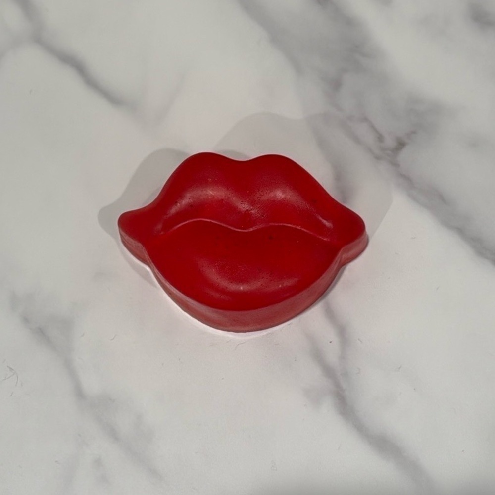 Lip soap bars💋 Set of 3 - Picture 5 of 10